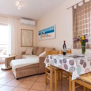 Apartment Marta, Krk Town