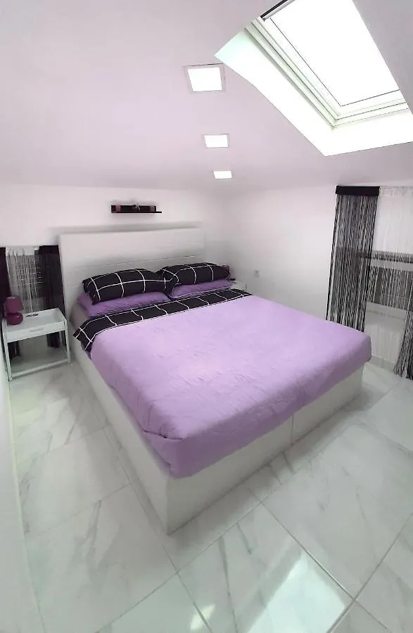 Apartment Decumana Krk Town