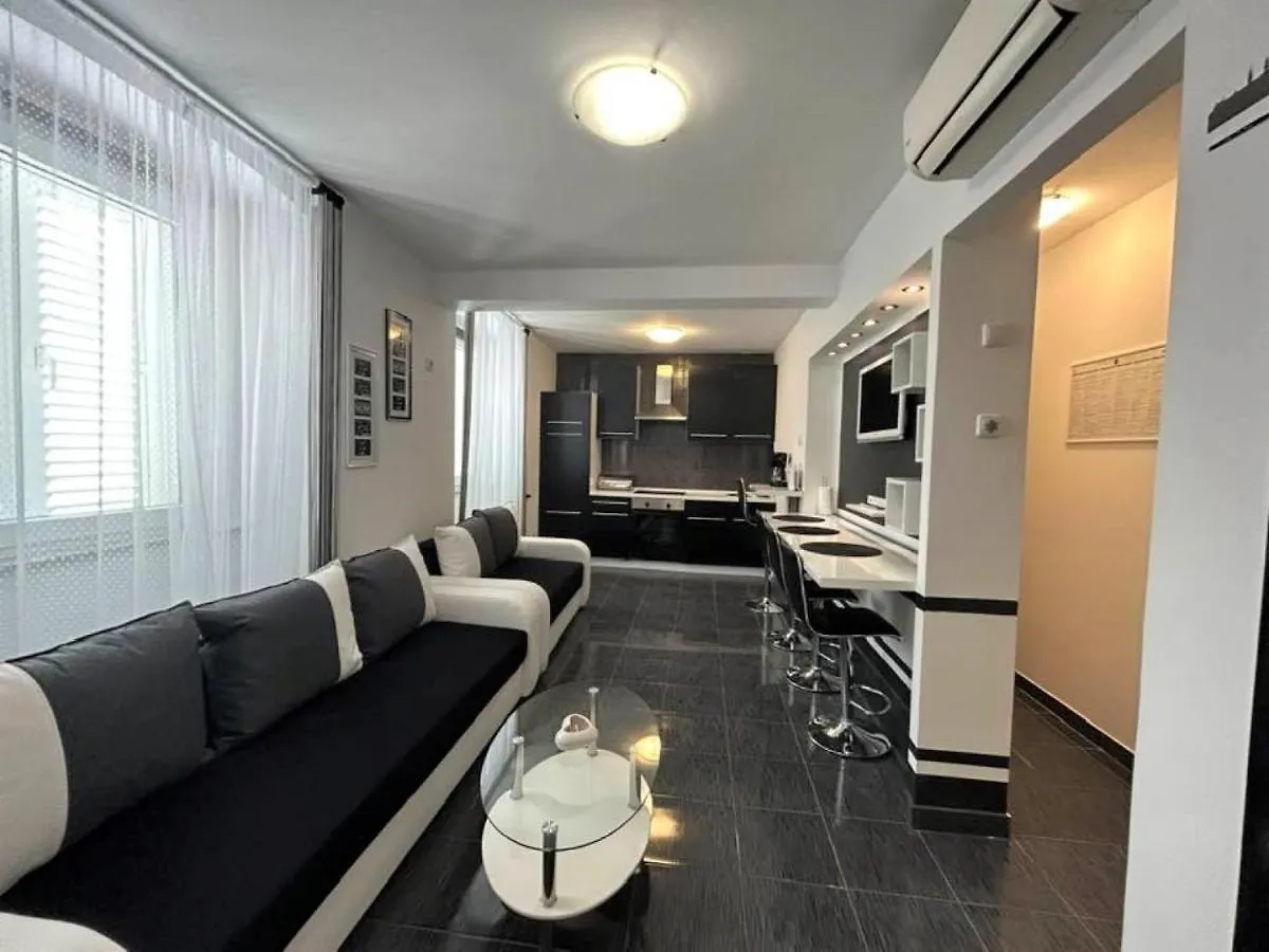 Apartment Decumana Krk Town